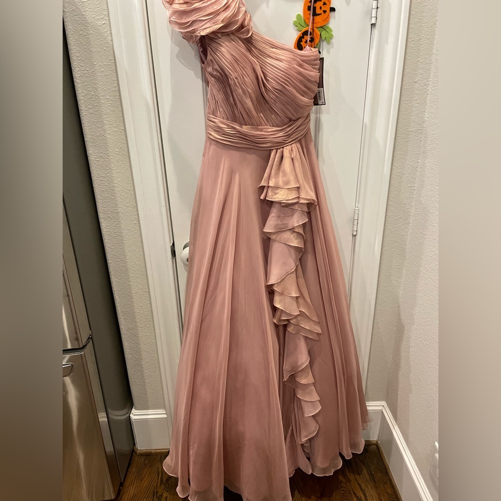 Mac Duggal One Shoulder Rosette Ball Gown in Size 4